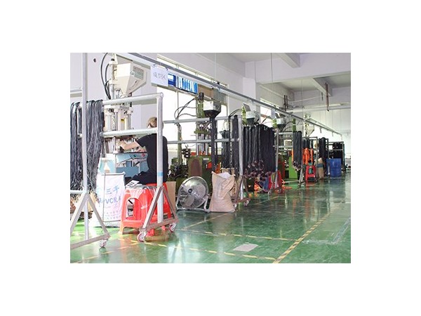 聯鑫德誠科技廠家數據線定制要了解的各方面